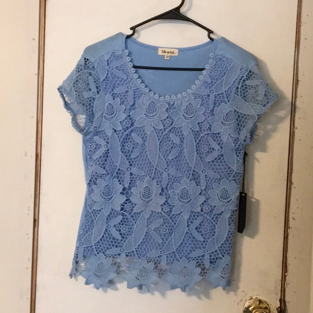 NWT Chunky Lace Overlay Tee